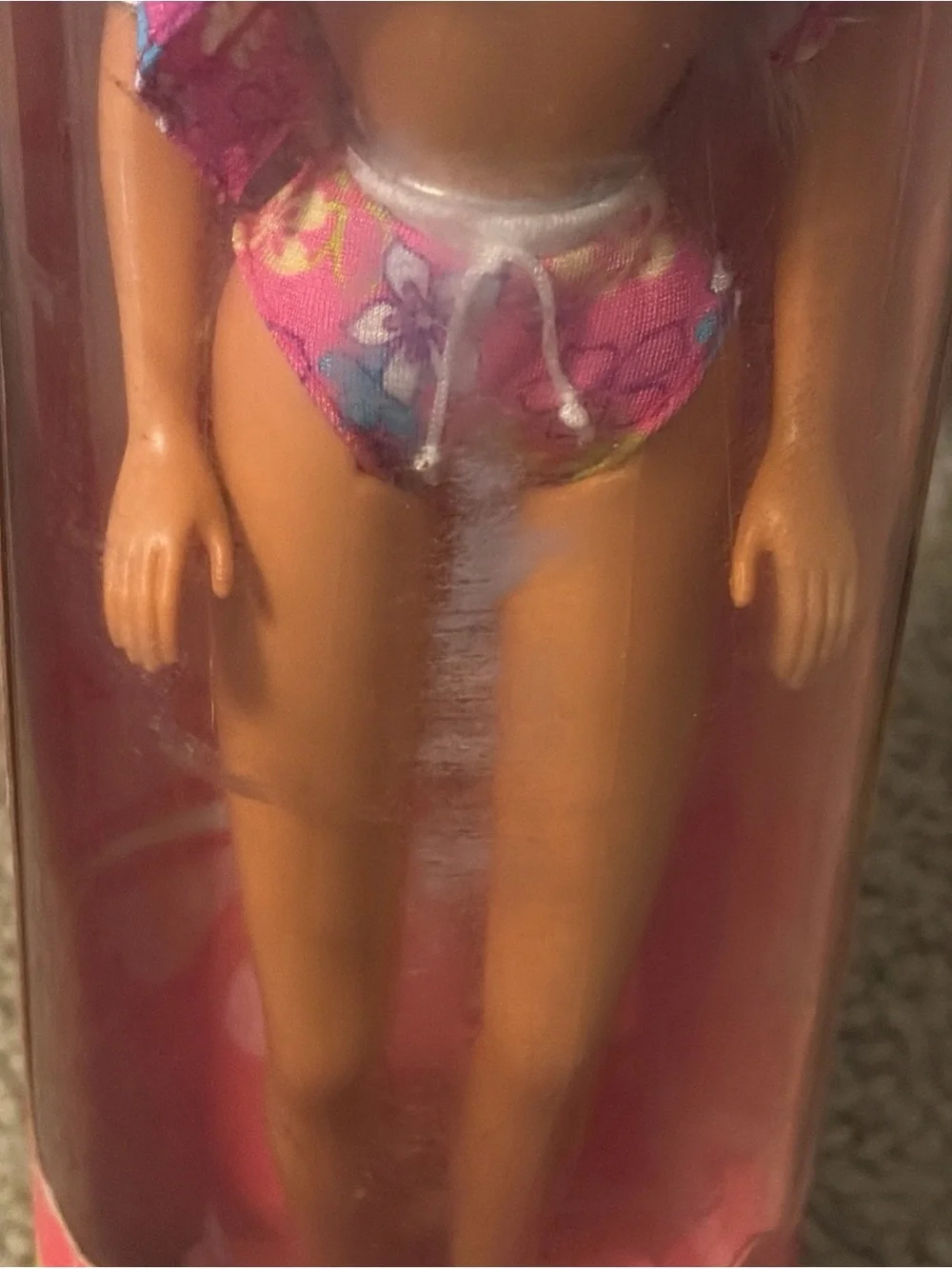 Vintage Barbie Hawaii Barbie Doll 1999 Mattel #24614 NRFB. Bathing Suit - Beach.